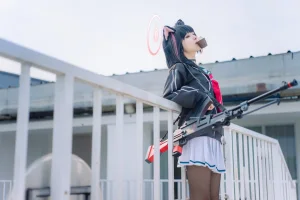 《蔚蓝档案 杏山和纱》｜矢量鱼 · 18张写真