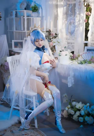 《凌波丽》｜古阿扎 · 20张写真、1 个视频