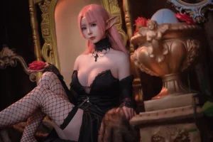 《约克公爵》｜西园寺南歌 · 21张写真