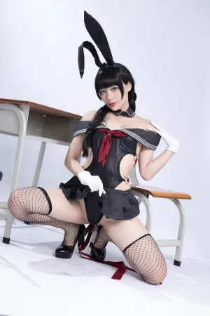 《卯月桃子》｜九言 · 33张写真