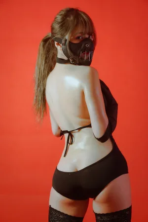 《被捆的忍者》｜七月喵子 · 60张写真、1 个视频