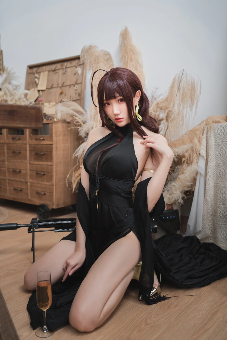 《DSR-50 旗袍》｜瓜希酱 · 16张写真