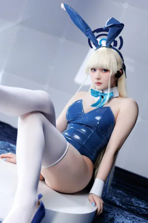 《Toki X 飛鳥馬トキ兔女郎 蓝色兔子》｜屿鱼 · 45张写真