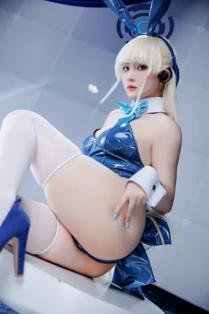 《Toki X 飛鳥馬トキ兔女郎 蓝色兔子》｜屿鱼 · 45张写真