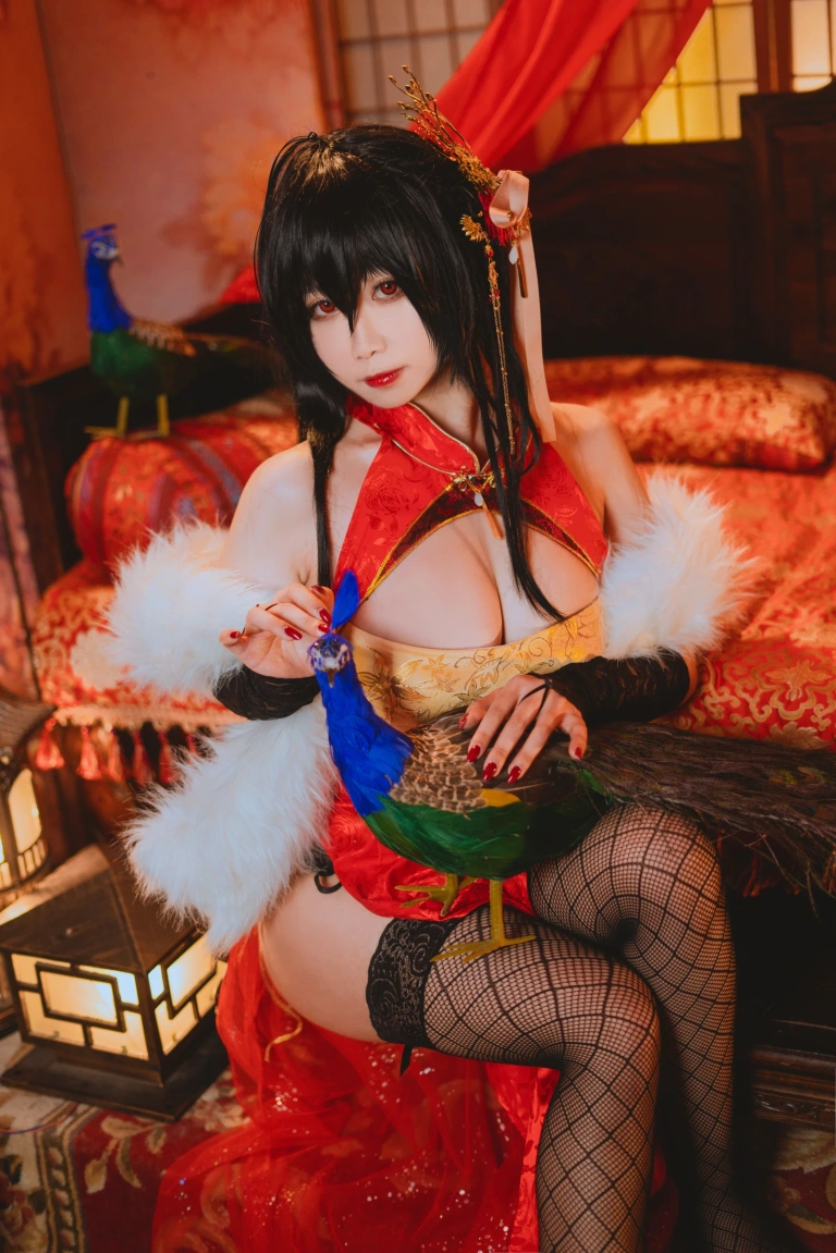 《大凤旗袍》｜贞子蜜桃 · 10张写真