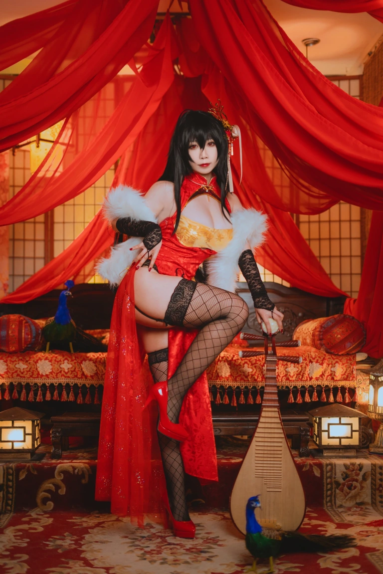 《大凤旗袍》｜贞子蜜桃 · 10张写真