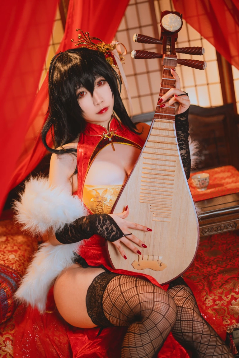 《大凤旗袍》｜贞子蜜桃 · 10张写真