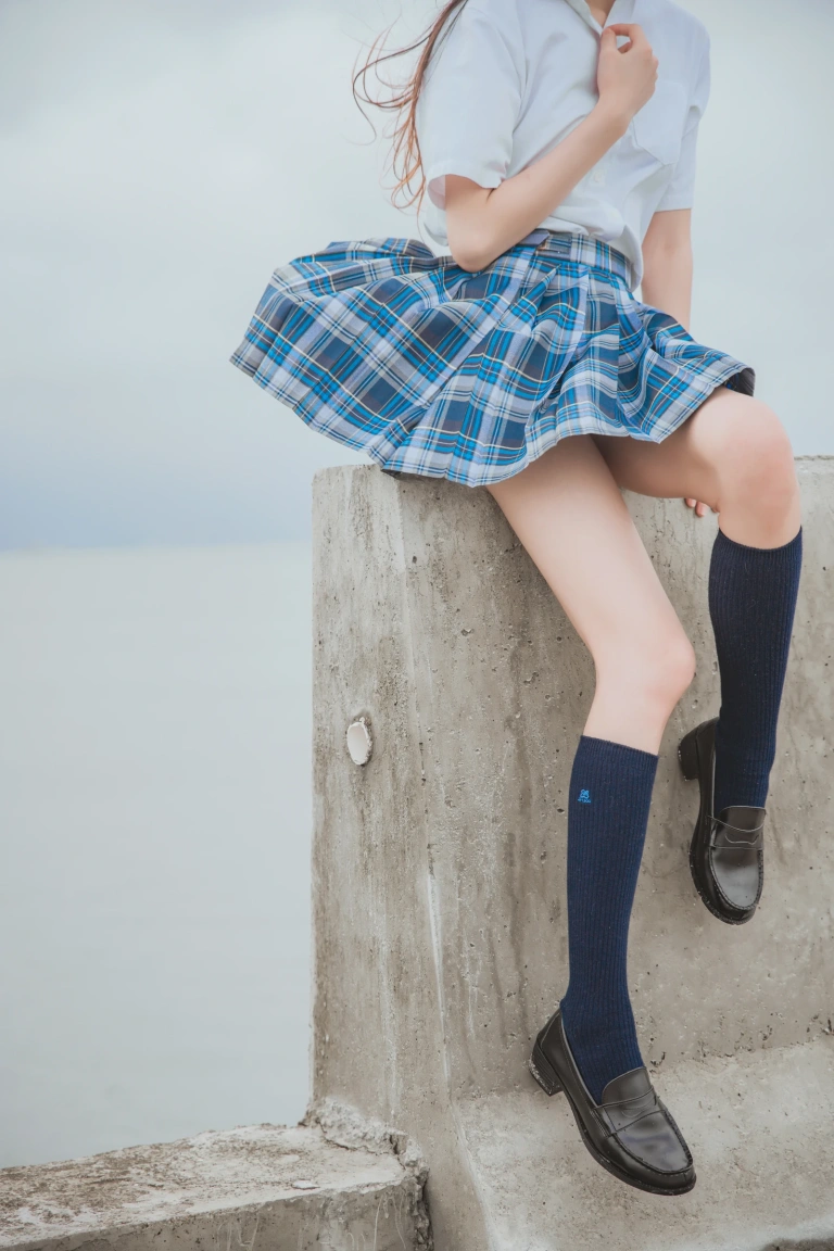 《耳畔的风》｜桜桃喵 · 27张写真