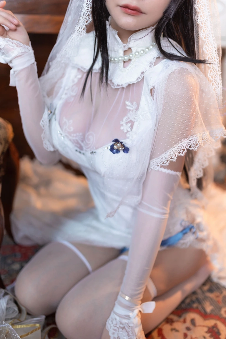 《燕尔新婚》｜前羽 · 30张写真