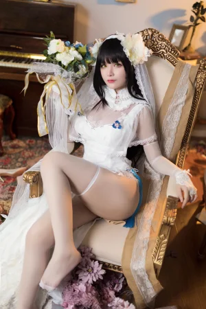 《燕尔新婚》｜前羽 · 30张写真