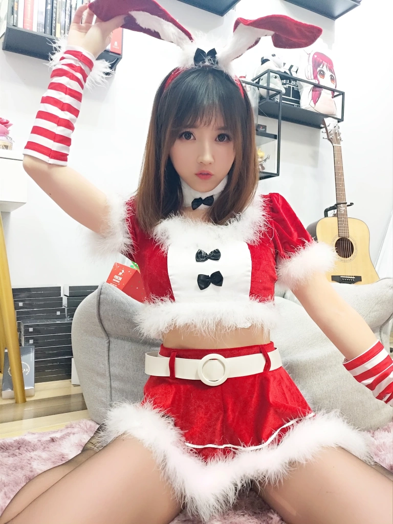 《圣诞兔子》｜小女巫露娜 · 37张写真