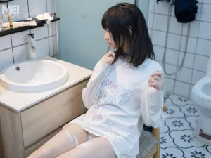 《少女秩序 千澄 人気アイドル千澄最新作・ルーズソックス少女》｜千澄 · 43张写真