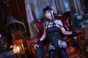 《约尔礼服》｜桜满三时 · 45张写真