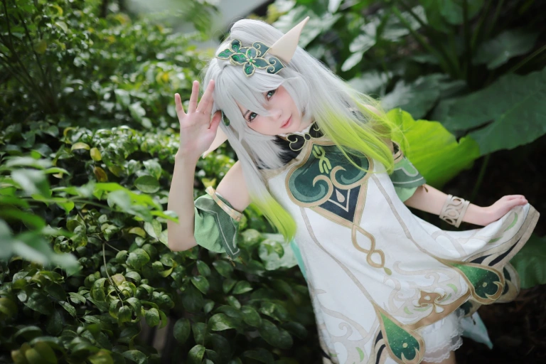 《原神 纳西妲》｜上杉绘黎落 · 46张写真