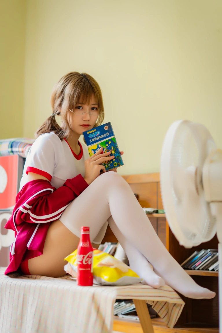 《红色体操服》｜小仓千代 · 48张写真