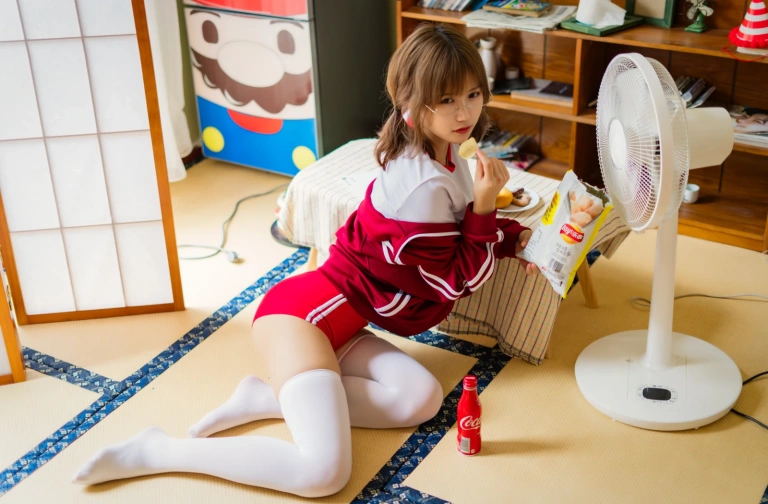 《红色体操服》｜小仓千代 · 48张写真