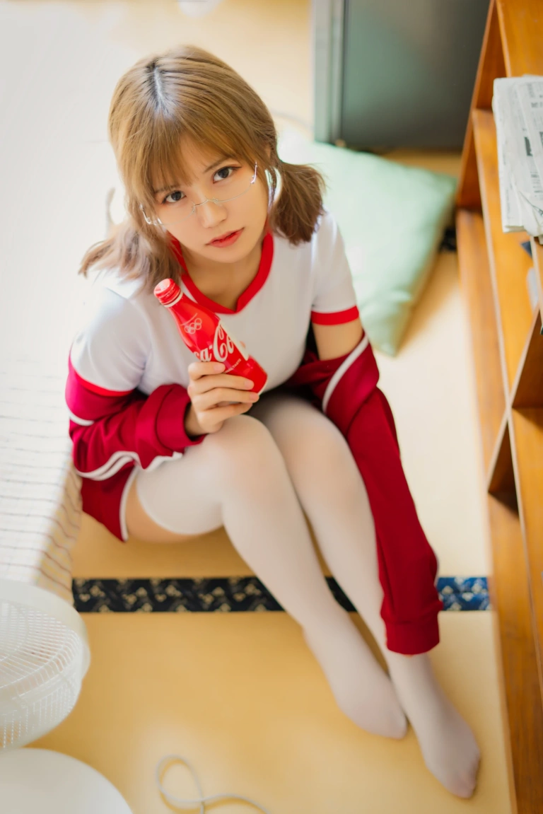 《红色体操服》｜小仓千代 · 48张写真