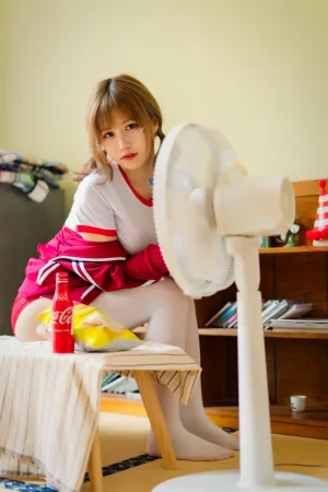 《红色体操服》｜小仓千代 · 48张写真