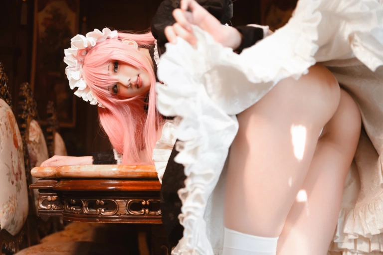 《女仆》｜瓦斯塔亚小龙虾 · 15张写真