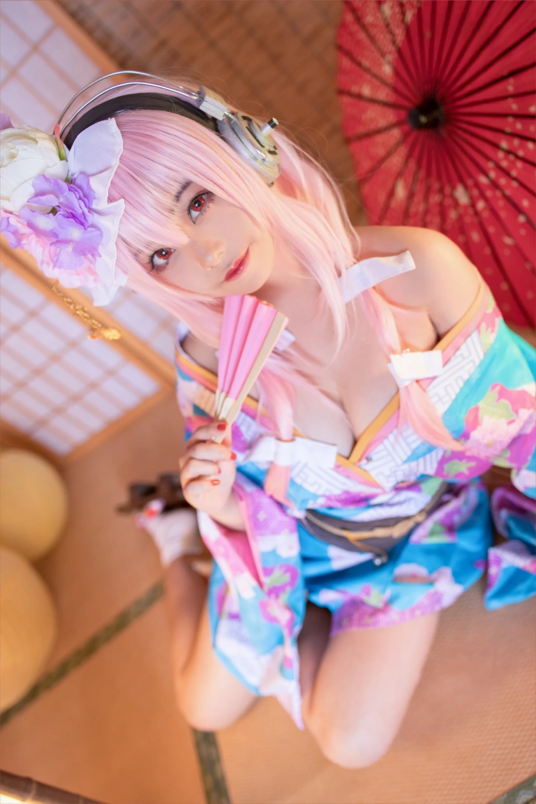 《索尼子和服》｜蜜汁猫裘 · 19张写真