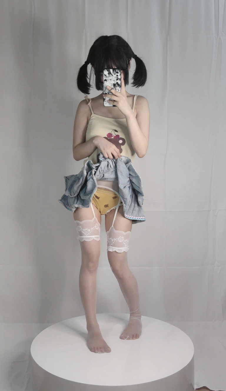 《绫蛋糕裙吊带袜汐》｜神沢永莉 · 22张写真
