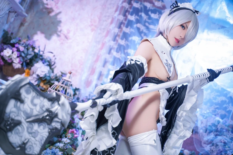 《2B女仆》｜虎森森 · 15张写真