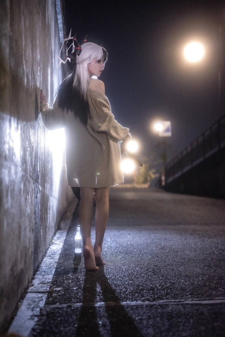 《蔚蓝档案 鬼方佳代子礼服》｜矢量鱼 · 32张写真