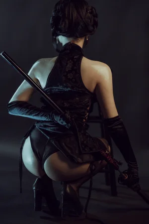 《穿旗袍耍剑》｜七月喵子 · 32张写真
