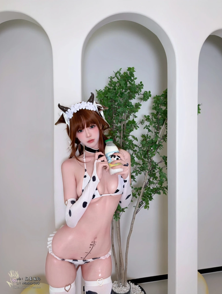 《私人奶源饲养手册》｜麻薯好吃 · 86张写真