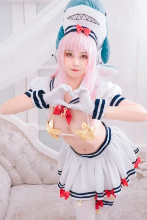 《索尼子双鱼座》｜蜜汁猫裘 · 12张写真