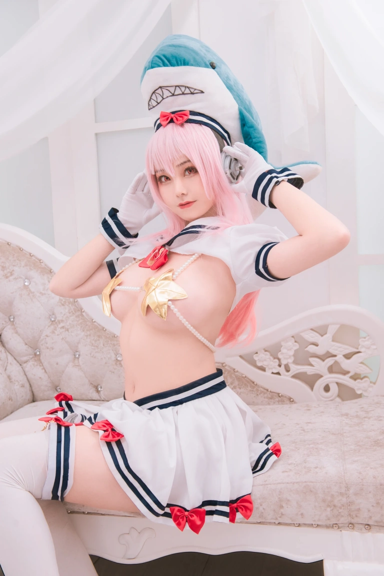《索尼子双鱼座》｜蜜汁猫裘 · 12张写真