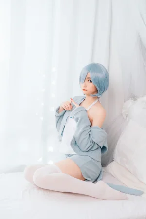 《蕾姆的小床》｜许枳 · 21张写真