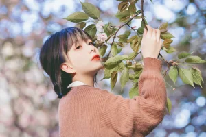 《想和你一起在四月吹春风》｜清青琴玖 · 25张写真