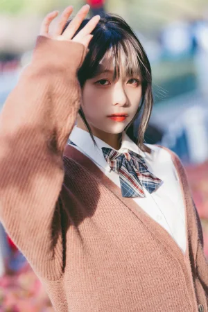 《想和你一起在四月吹春风》｜清青琴玖 · 25张写真