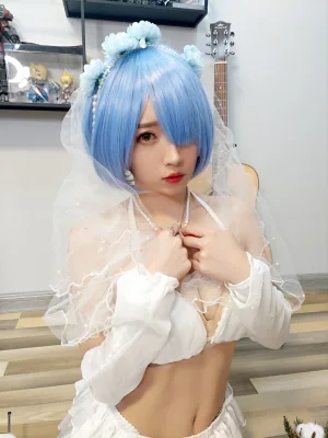 《蕾姆婚纱》｜小女巫露娜 · 29张写真