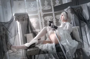 《2B花嫁》｜桜满三时 · 20张写真