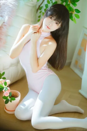 《白丝桃子》｜三無人型 · 60张写真