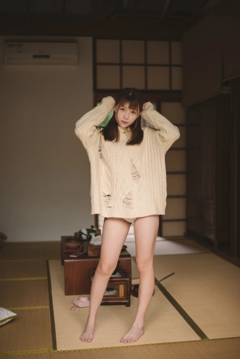 《私房》｜凛子酱 · 66张写真