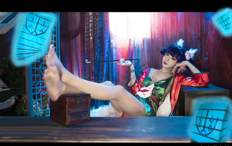 《白蛇起源 宝青坊主》｜阿包也是兔娘 · 9张写真