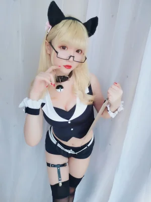 《VOL.5 恶女秘书包》｜星之迟迟 · 59张写真