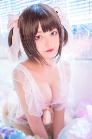 《粉色私房》｜蜜汁猫裘 · 14张写真
