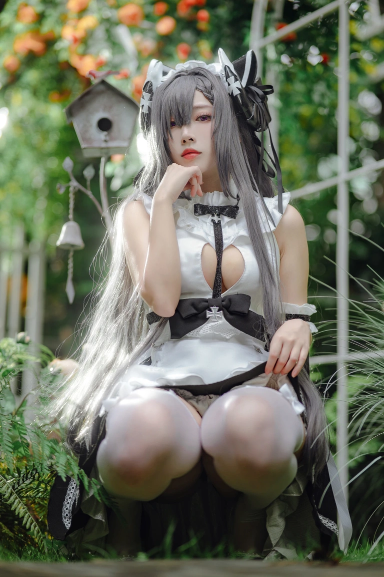 《奥古斯特 女仆装》｜宮本桜 · 20张写真