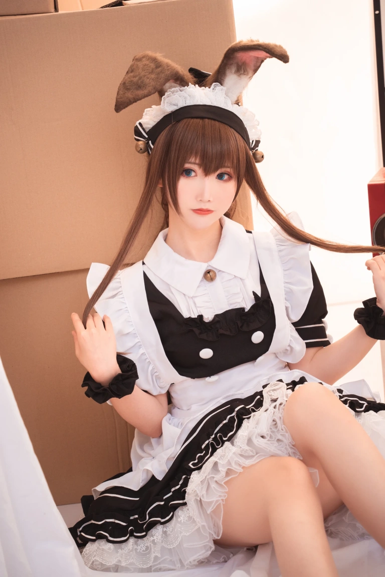 《阿米驴女仆》｜面饼仙儿 · 23张写真
