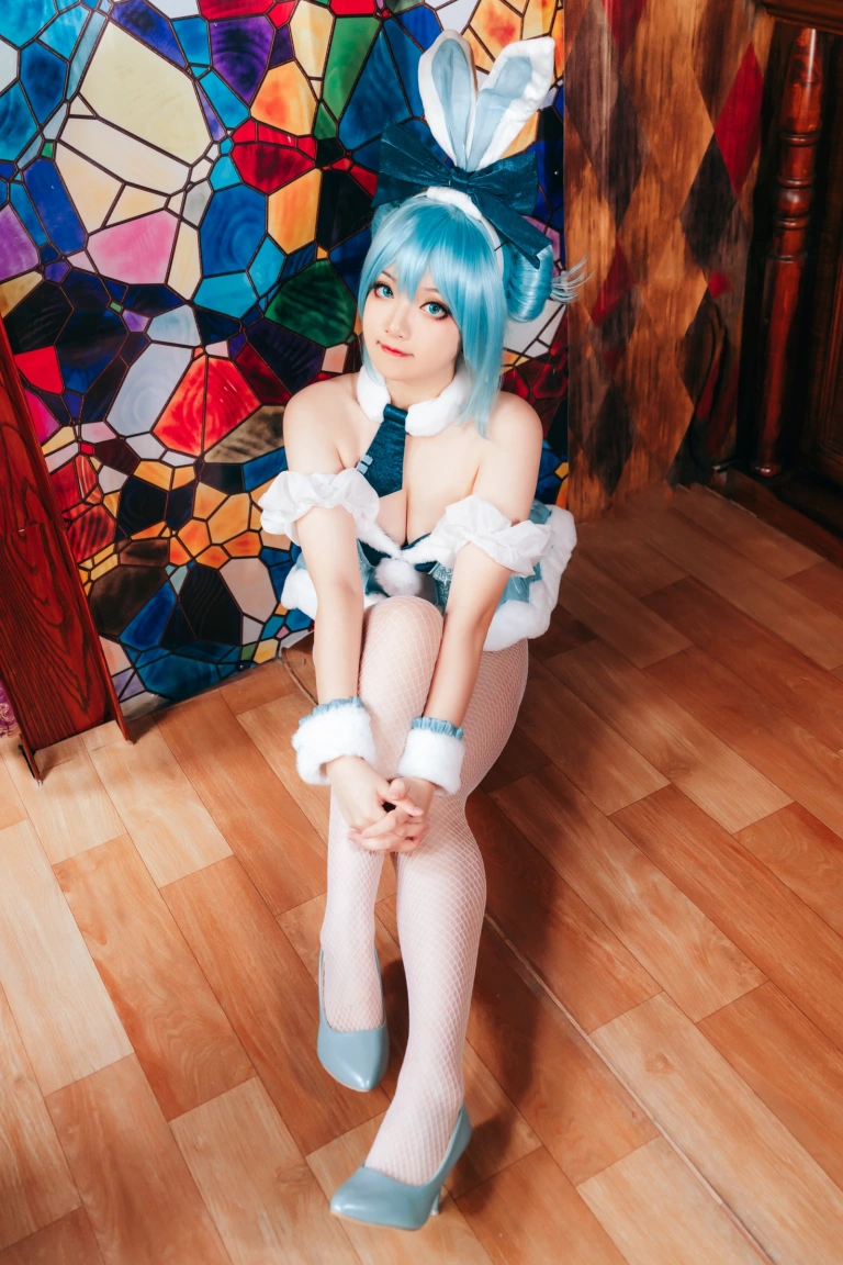 《可爱的兔女郎》｜许枳 · 26张写真