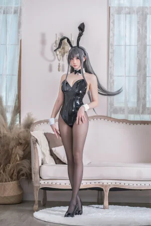 《麻衣学姐兔女郎》｜焖焖碳 · 32张写真