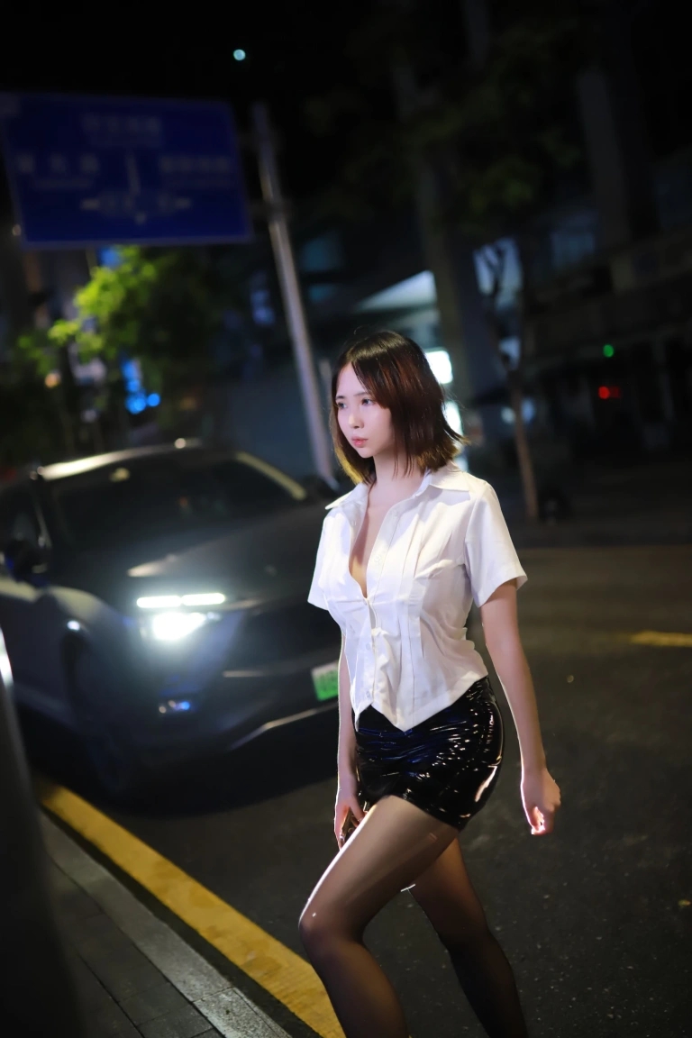 《原创 被人跟踪》｜上杉绘黎落 · 101张写真