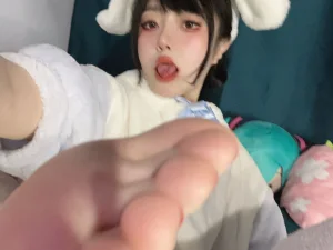 《玉桂狗》｜海克斯科技 · 18张写真