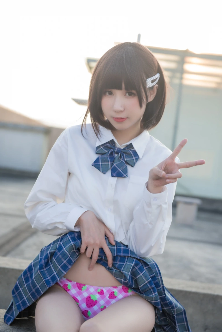 《少女裙底》｜西园寺南歌 · 22张写真