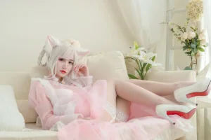 《透明女仆粉色》｜小仓千代 · 24张写真