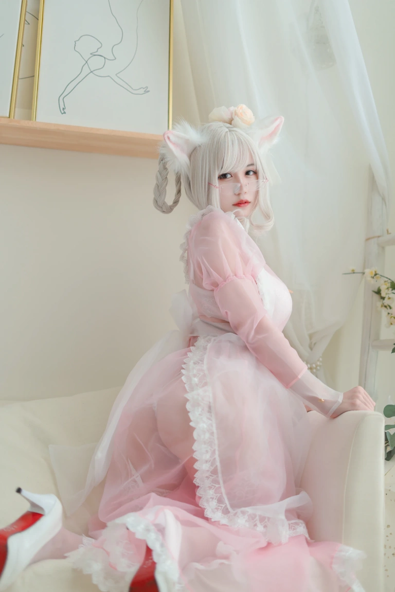 《透明女仆粉色》｜小仓千代 · 24张写真